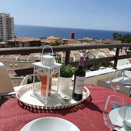 Pueblo Canario, Fantastic Sea View, Balcony, Only 450 M To The Beach, Wifi *