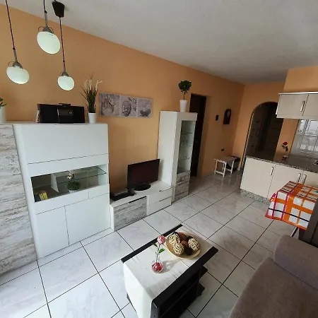 Apartmán Pueblo Canario, Fantastic Sea View, Balcony, Only 450 M To The Beach, Wifi *
