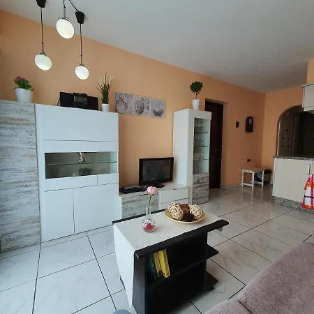Pueblo Canario, Fantastic Sea View, Balcony, Only 450 M To The Beach, Wifi * Playa Feñabe