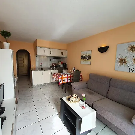 Pueblo Canario, Fantastic Sea View, Balcony, Only 450 M To The Beach, Wifi * Playa Feñabe